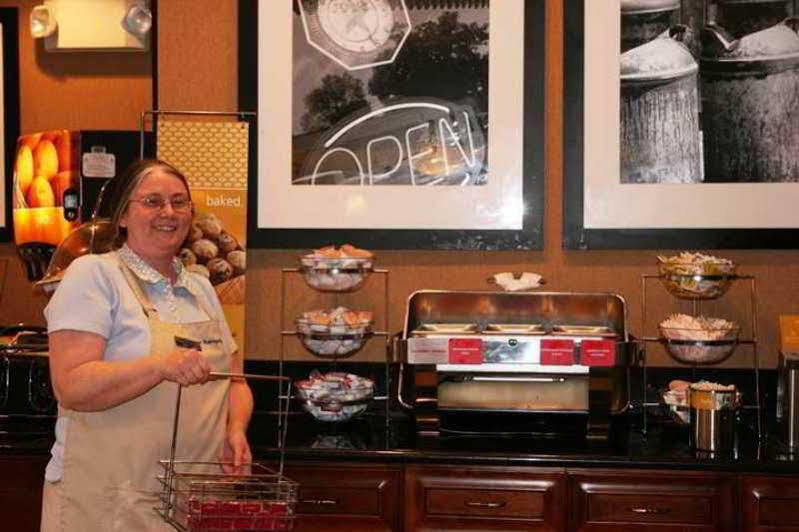 Hampton Inn Pennsville Kültér fotó